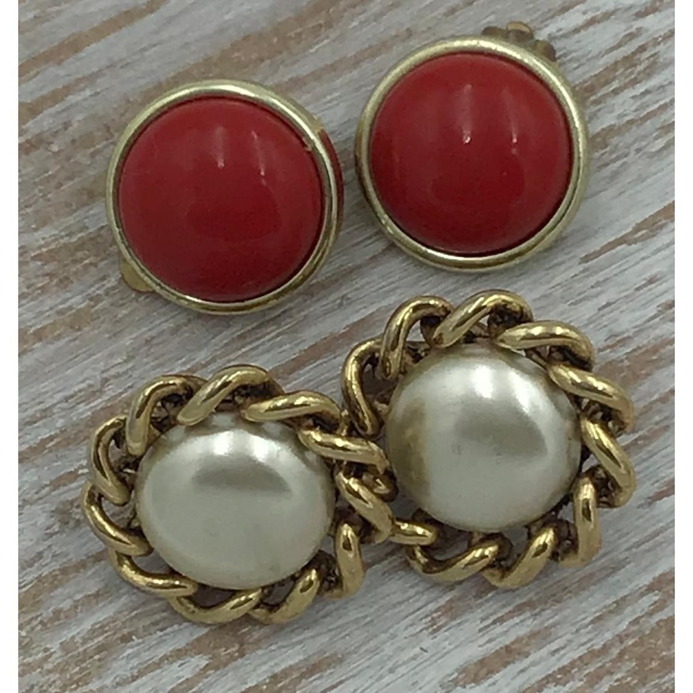 Vintage Clip On Earrings Bundle Red Cabochon Gold Tone‎ Faux Pearl Rope Border - Picture 2 of 9